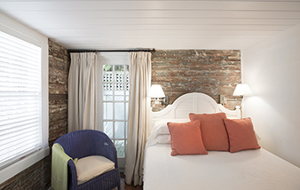Bedroom in Ginger Cottage, Simonton Court Key West